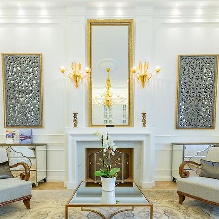 Bpr The Golden Astoria With Balcony And A/C Budapeste Exterior foto